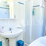 Livia Apartment *